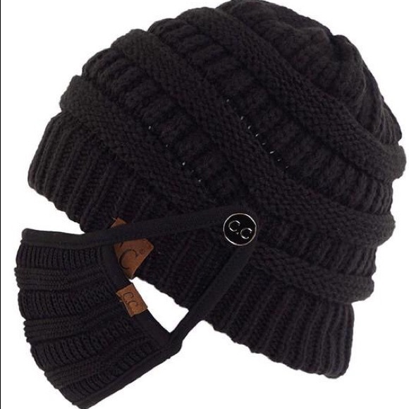 NWT C.C BUTTON BEANIE Black - Picture 3 of 3